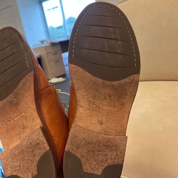Cole Haan Honey Brown Leather Chukka Boots sz 8 EUC main image 6